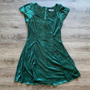 vintage velvet dress